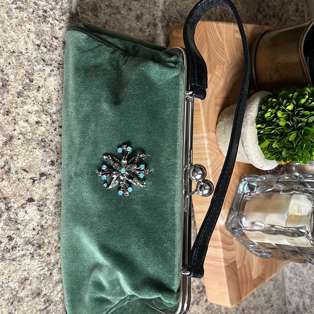 Vintage Jackie Style by Glenda Gies